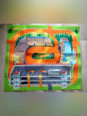 💫10/$25 • Hot Wheels Felt Playmat